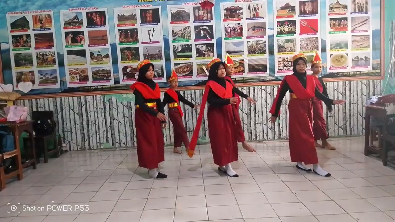 Tari Tor Tor Daerah sumatera Utara kelompok 4 