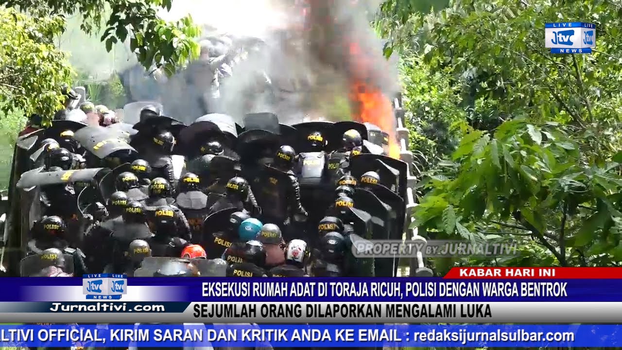 EKSEKUSI RUMAH ADAT DI TORAJA RICUH, POLISI DENGAN WARGA BENTROK, SEJUMLAH ORANG MENGALAMI LUKA LUKA
