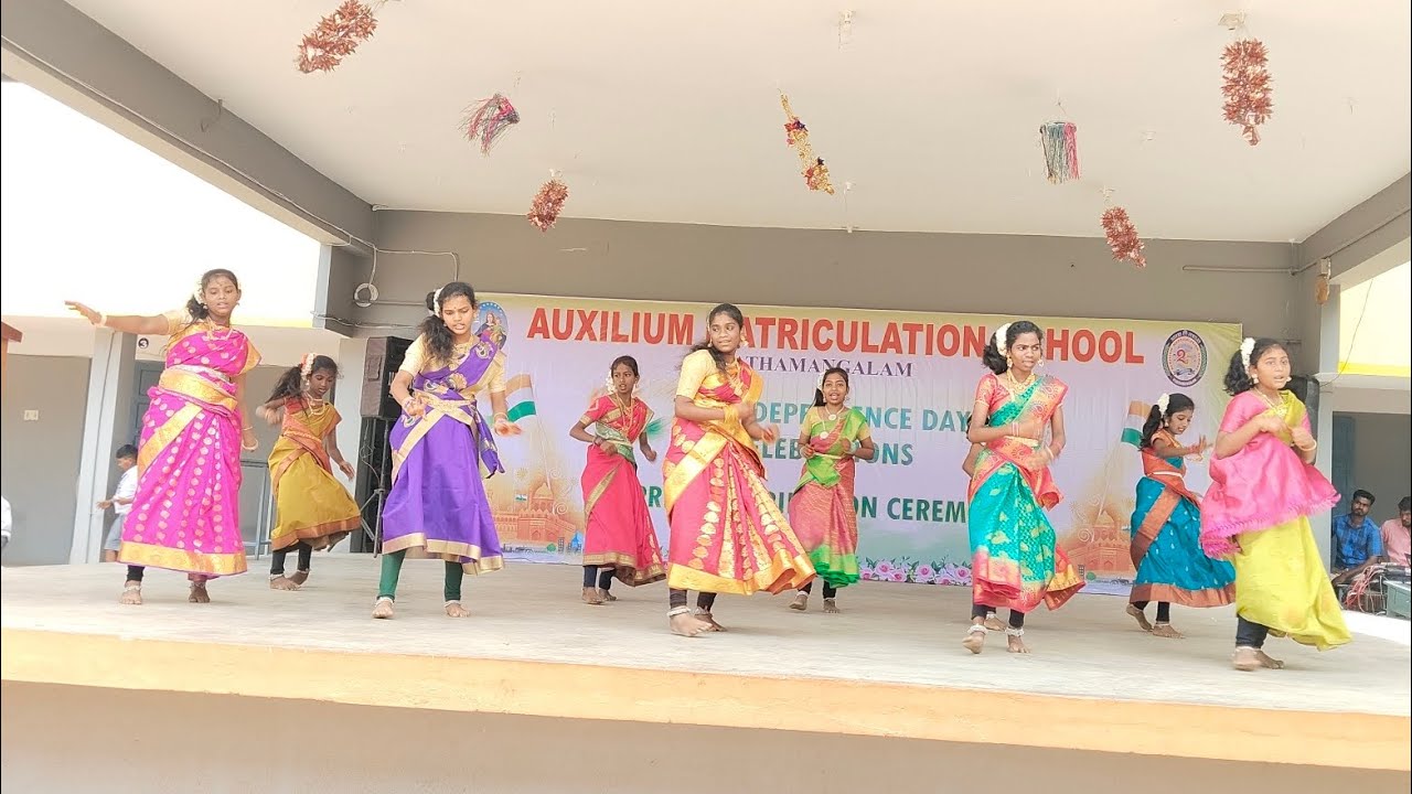Dance By 9th Students Independence Day Celebration @Vin_Auxilium_The_Vocational 