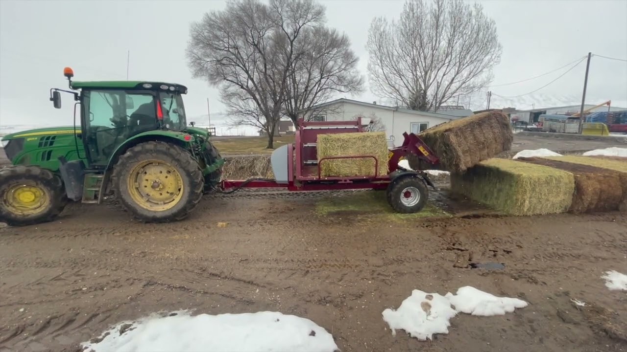 Giltrap R2S Bale feeder