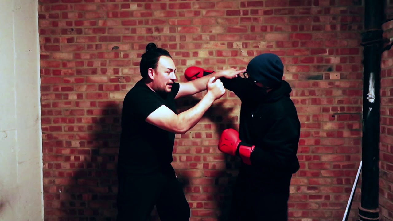 Bruce Lee's Jeet Kune Do Boxing Defense Applications