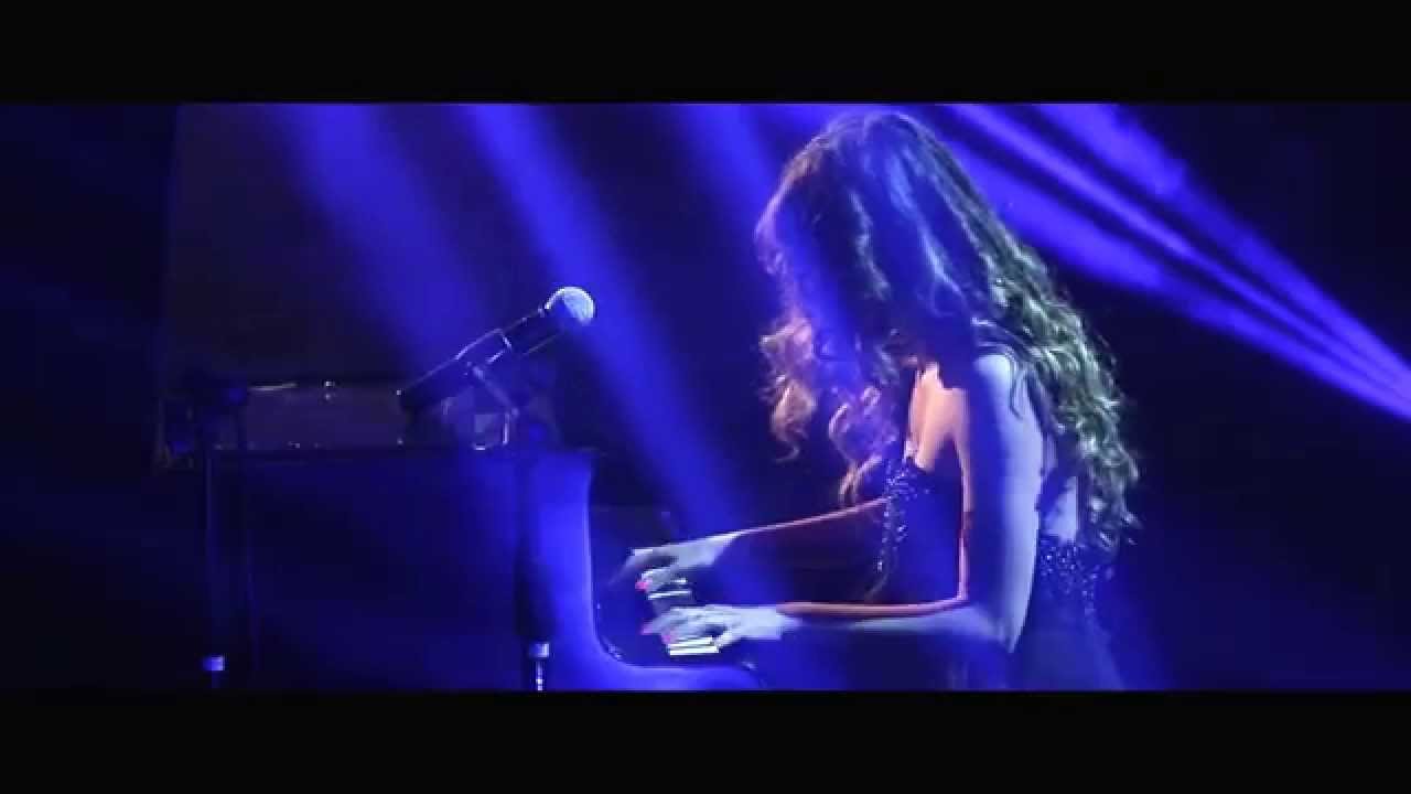 Piano with Luara [LIVE]