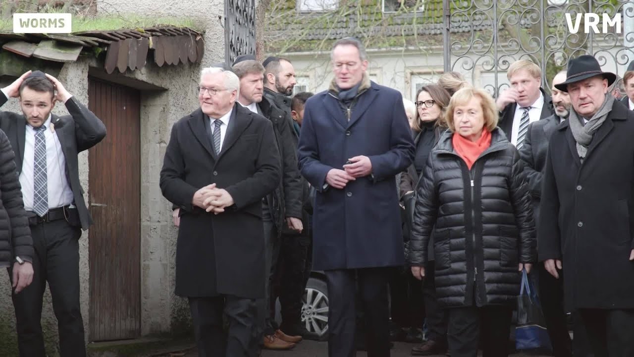 Steinmeier besucht Wormser Friedhof &bdquo;Heiliger Sand&ldquo;