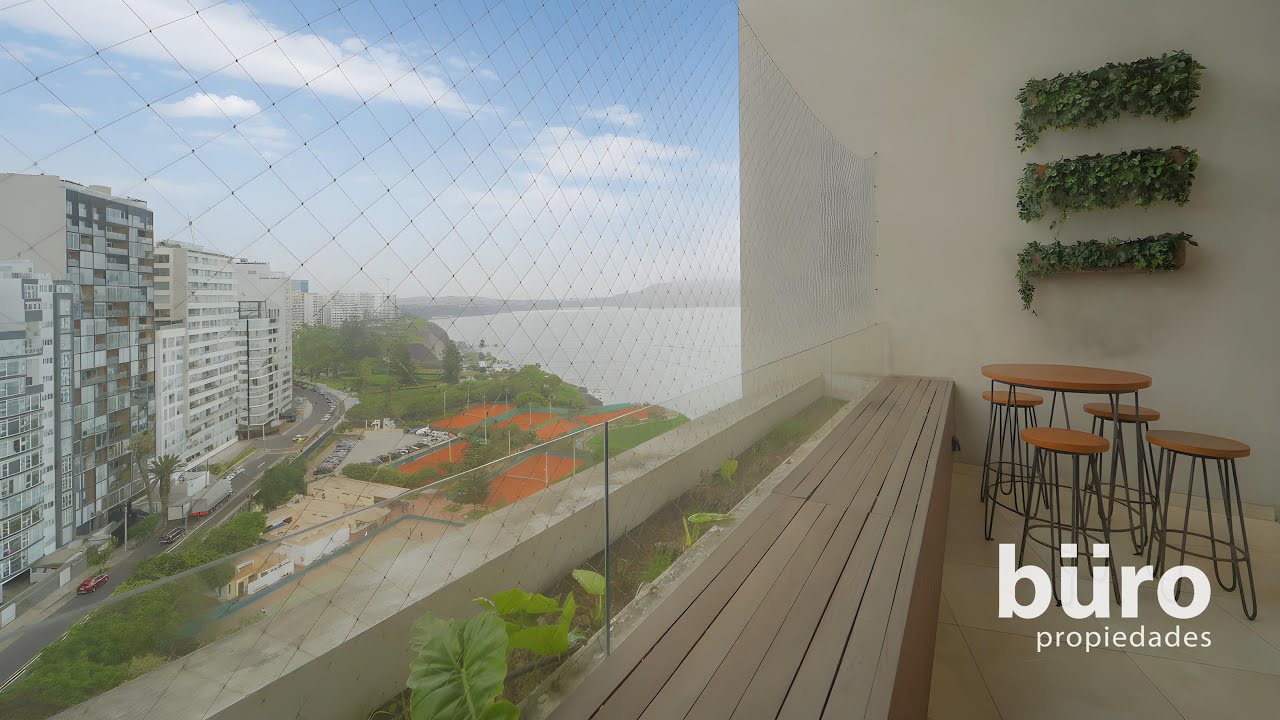 Excelente Departamento con Terraza 3 Dormitorios en Venta en Malecón de Miraflores