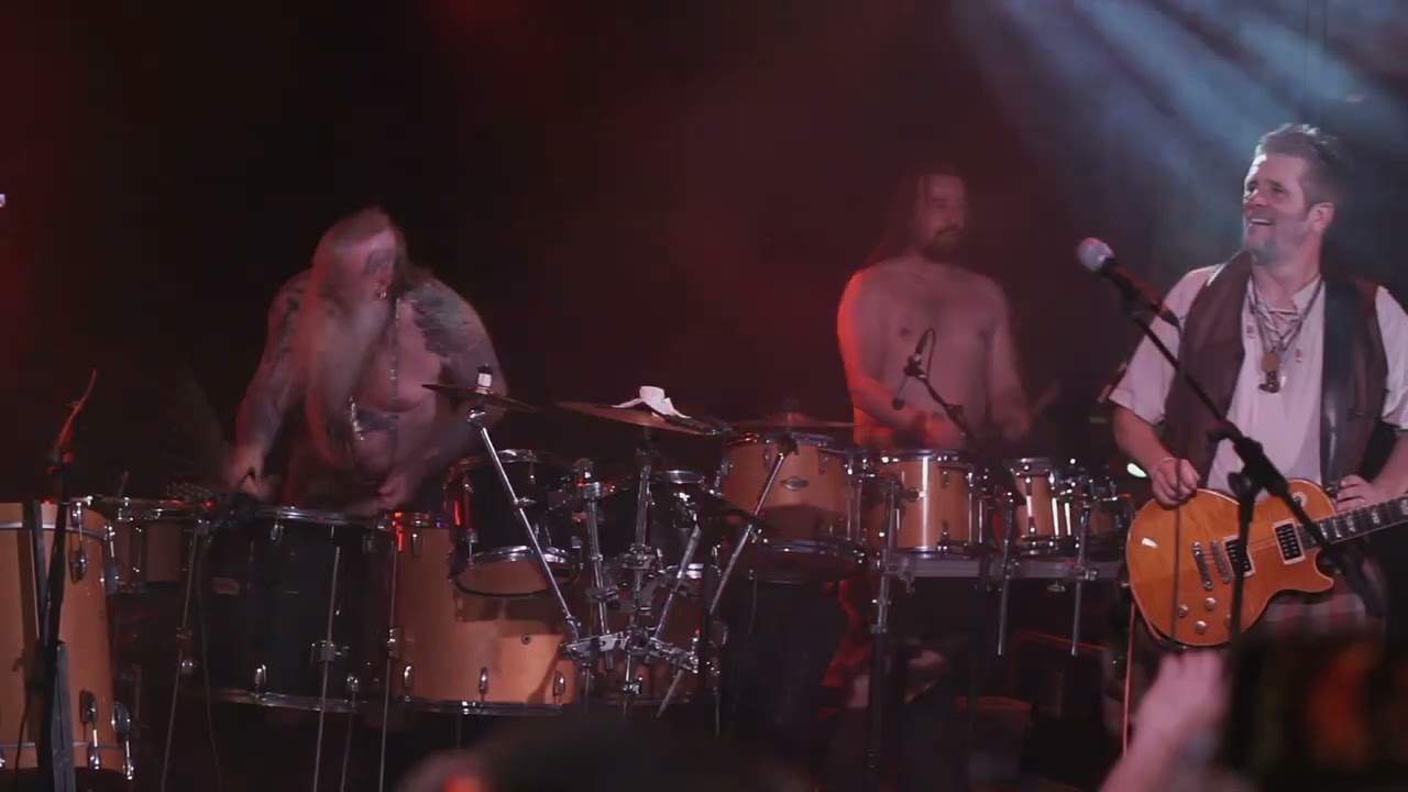 Saor Patrol, Outlander With Special Guest Appearance by Luca, Live from EM2 in Groningen.