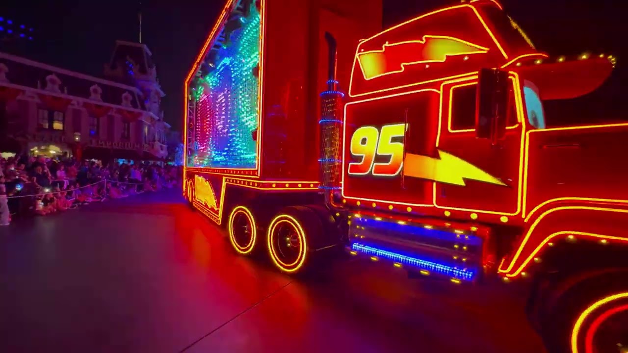 Paint The Night Parade September 2025! A Disneyland Resort 70th Celebration Night Spectacular! 4K!