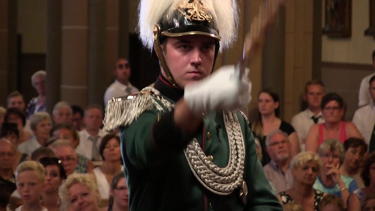 Altarparade KV 2017 der Junggesellen-Bruderschaft Bettrath (Montag)