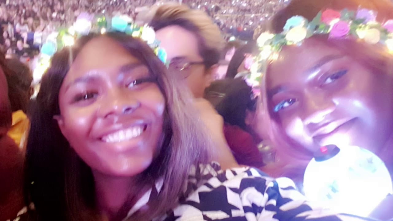 2018 BTS LOVE YOURSELF TOUR LONDON EXPERIENCE! | FRONT ROW IN THE GA PIT!