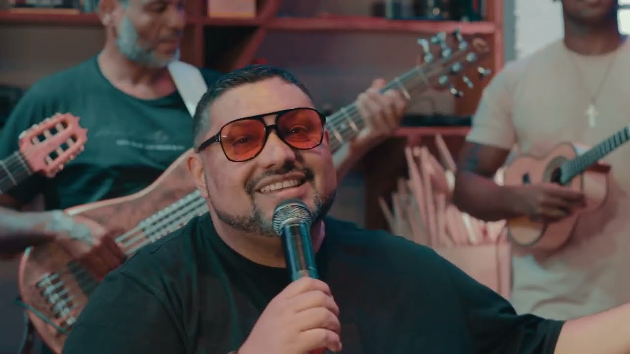 Eu tenho você / Me ajude a melhorar / Em teus braços / Como Será o amanhã - Santo Sambaê (COVER)