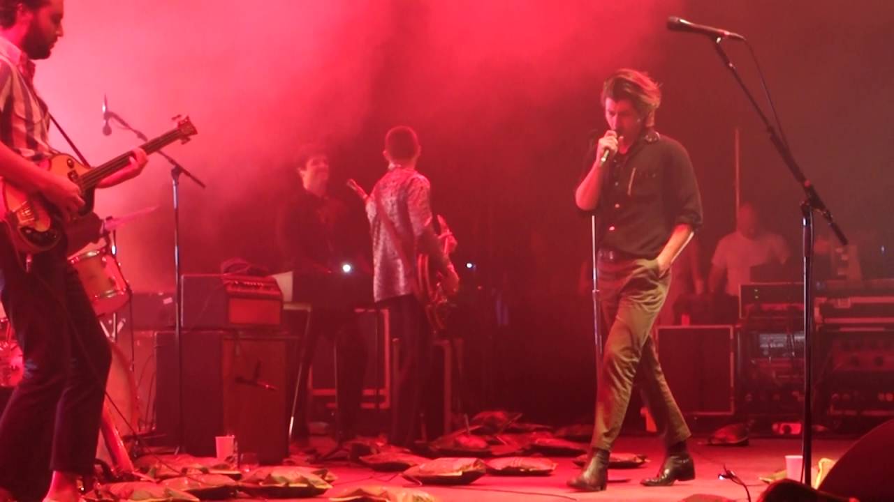 The Last Shadow Puppets - Sweet Dreams, TN (live@Fourvière, Lyon)