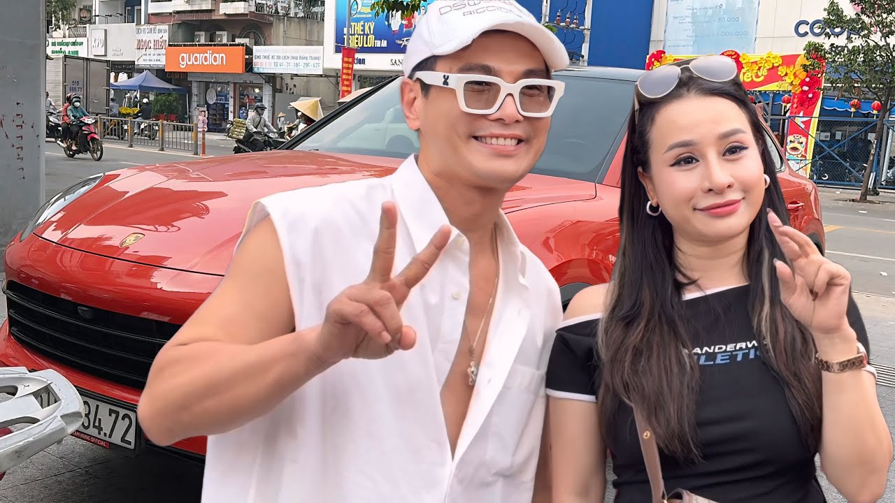 Ca sĩ Lâm Hùng cùng Hộ Pháp Hồng Ni trước siêu Xe nói thẳng điều này