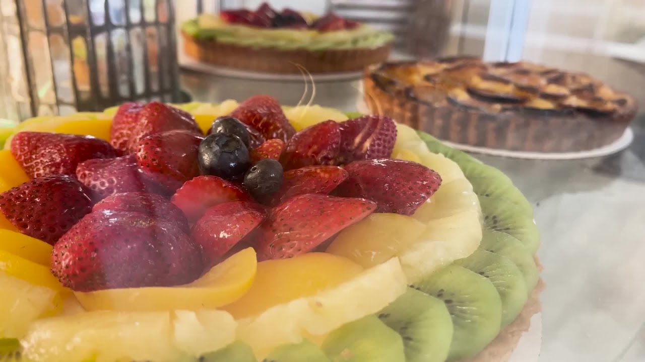 Morro Bay french bakery gets new owner after more than 20 years on the Embarcadero
