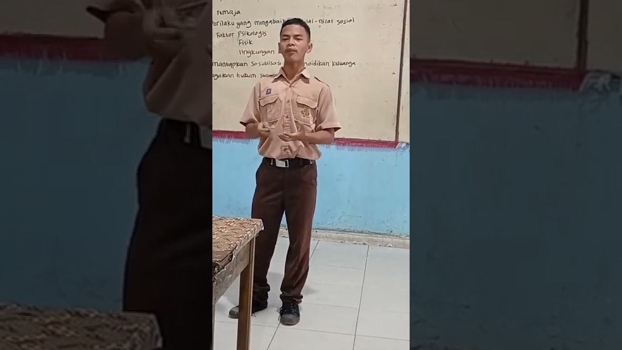 DISKUSI SOSIAL : 