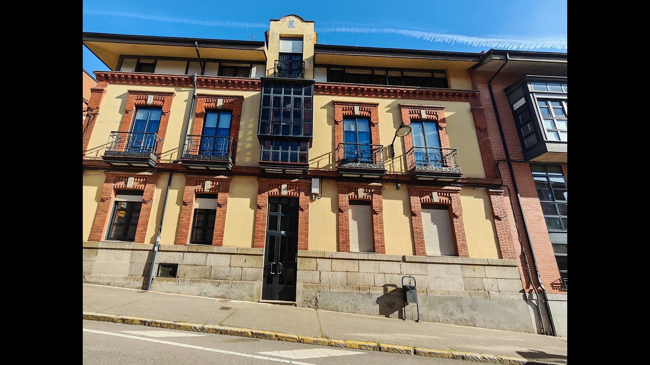 APARTAMENTO CENTRICO ASTORGA, 89000€ CONTACTANOS 665203040