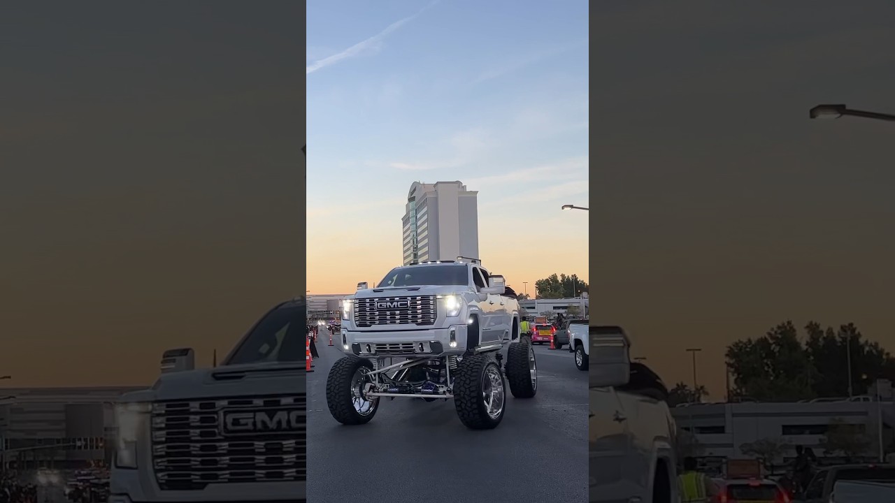 GMC AND CHEVY TRUCKS 💪 SEMA 2023 #sema #truck #semashow