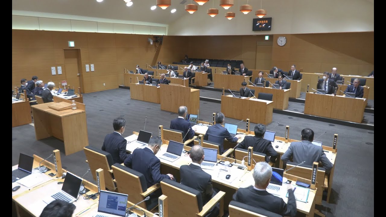 令和7年12月第5回真庭市議会定例会（令和7年12月18日）