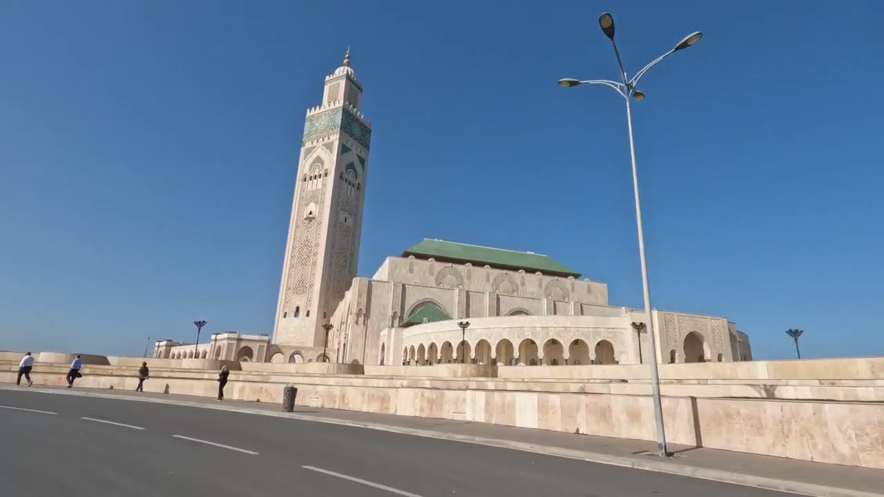 جولة حول مسجد الحسن الثاني بالدار البيضاء Tour Around Morocco