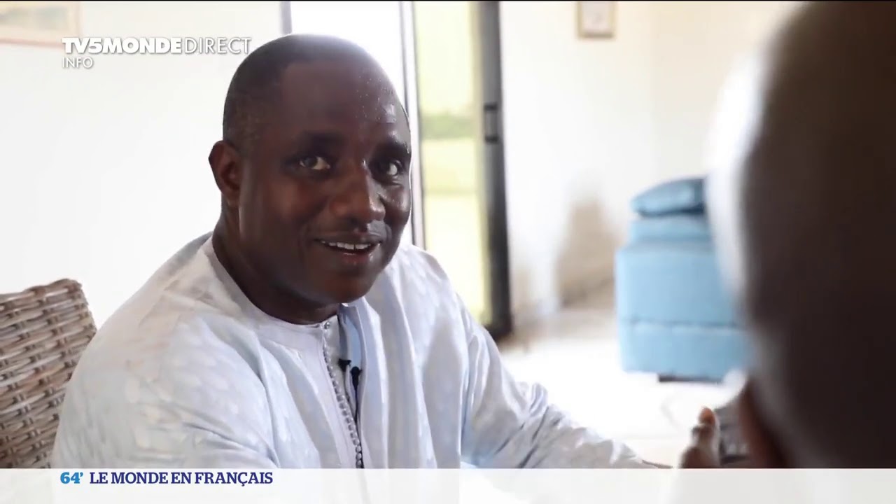 Deux énarques sénégalais défendent l'ENA