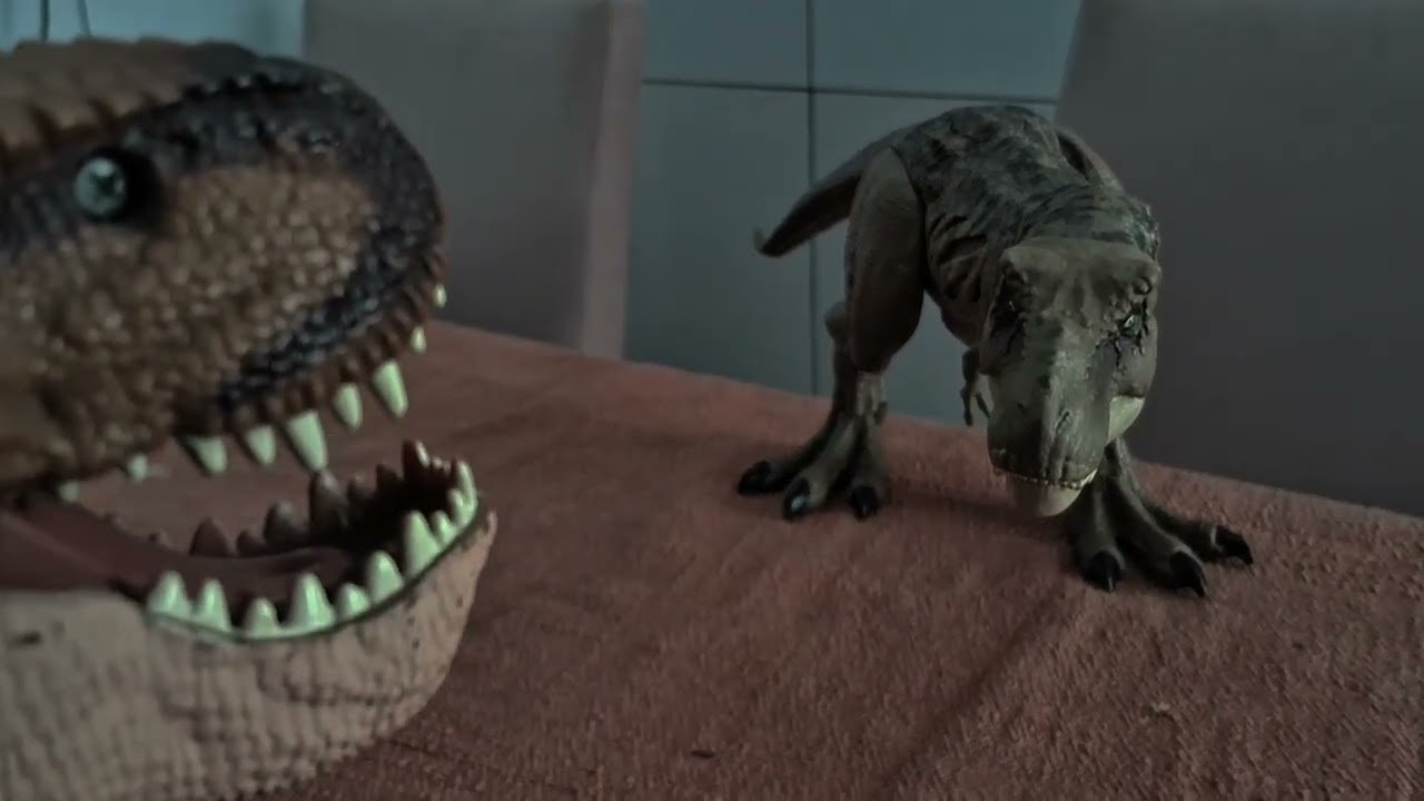 Tiranossauro VS Tiranossauro