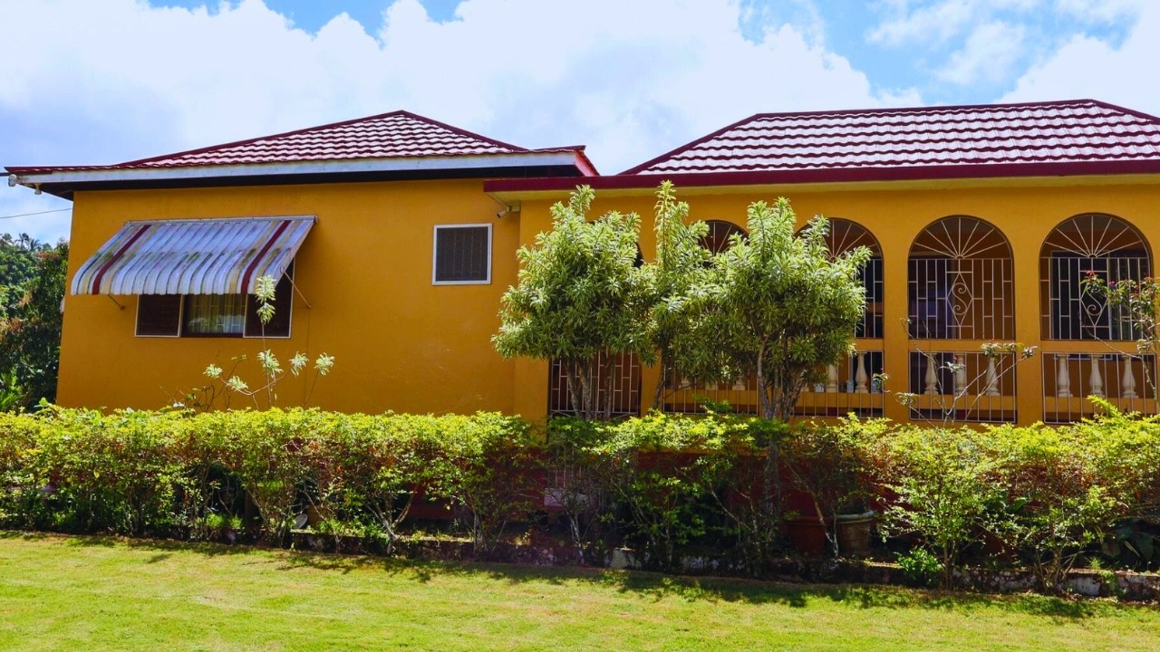 4 Bedroom 4 Bathroom House For Sale At Huntley Crescent, Browns Town, St Ann, Jamaica