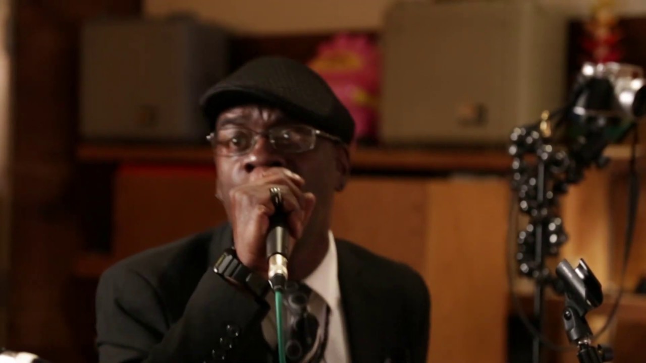 Hollywood Swinging - The Engagements (Kool and the Gang cover)