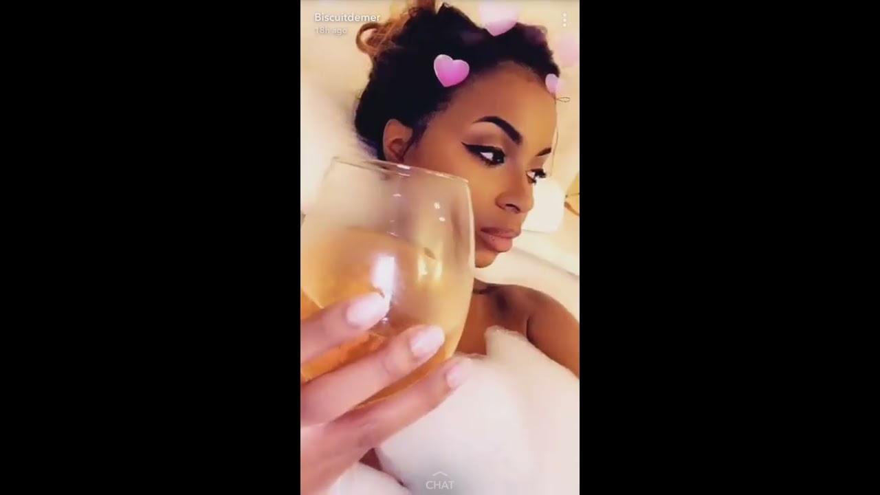 Coco emilia biscuitdemer visite chez la premi&egrave;re dame, et classe de makeup