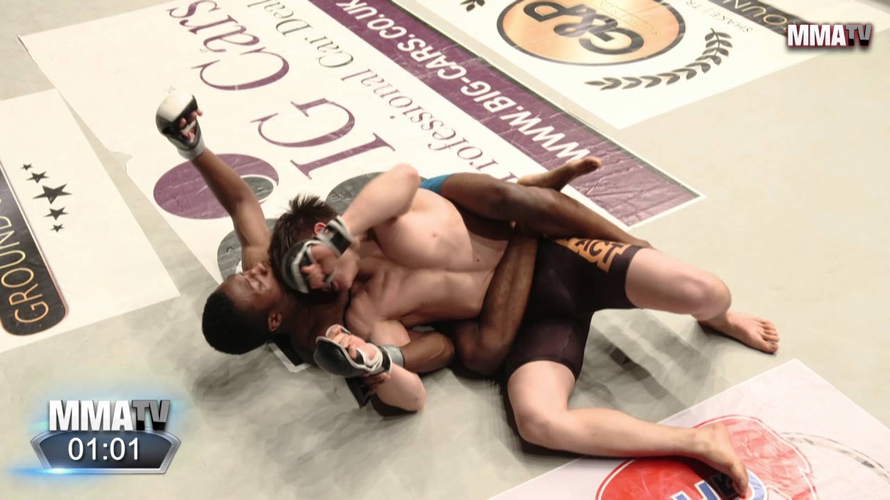 Myles Richards vs Lone'er Kavanagh  - 135lbs Amateur MMA Contest