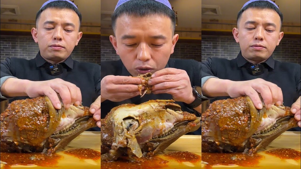 ASMR LAMB HEAD WITH SPICY GARLIC SAUCE EATING.