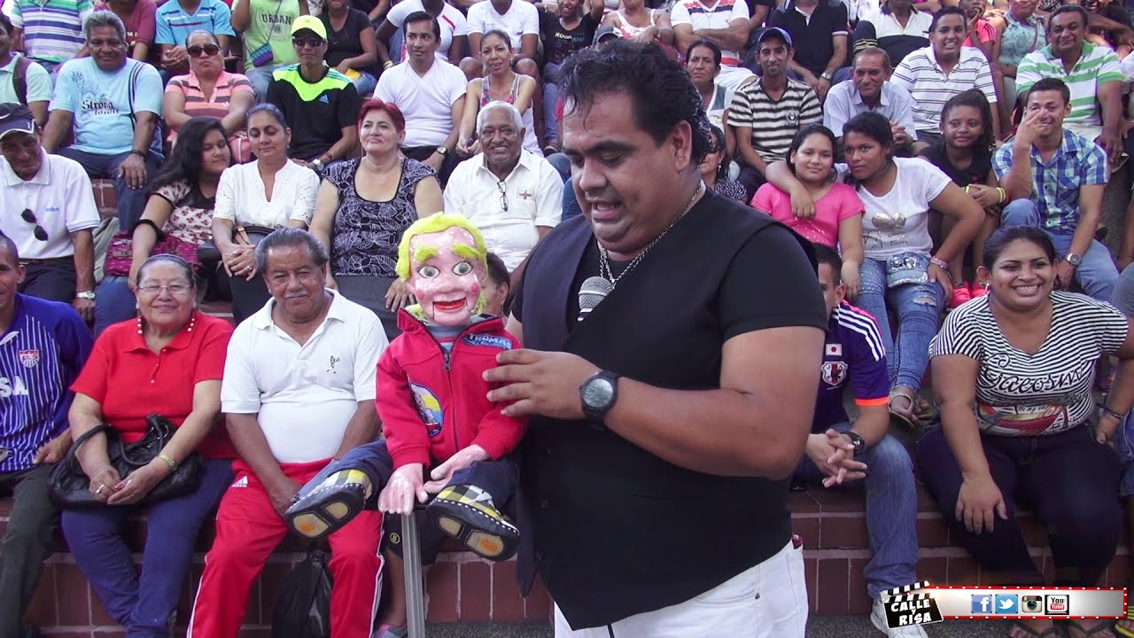 calle y risa una tierna historia con el muñeco  que habla [Si te ríes pierdes]🤣