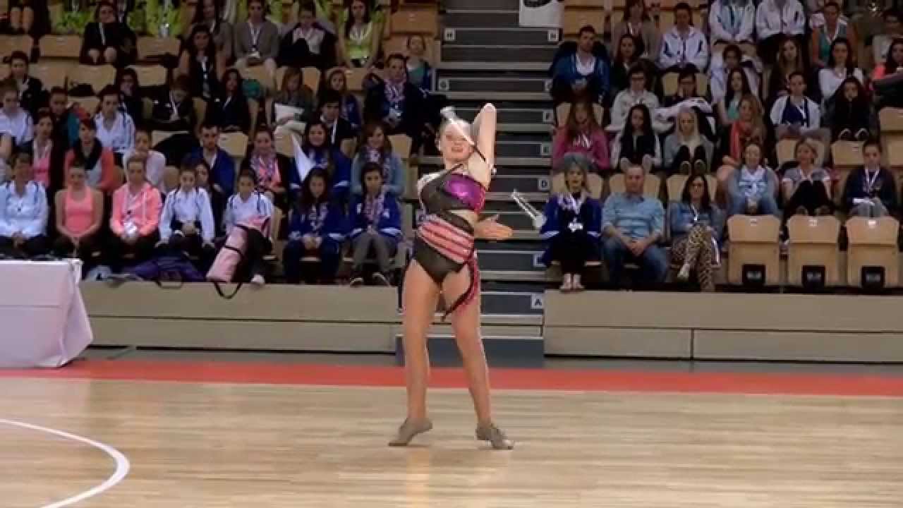 Anais CRAVIC - Championne de France Cadette N1 2014 de Twirling Bâton