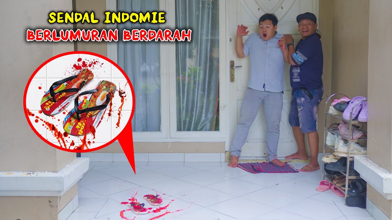 Sendal Indomie Berlumur D4R4H Misterius Di Depan Rumahku