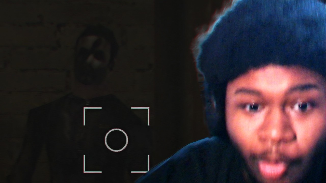 I’M TAKING PHOTOS OF HAUNTED HOUSES AND EXPERIENCING THE PARANORMAL | Flash And Die