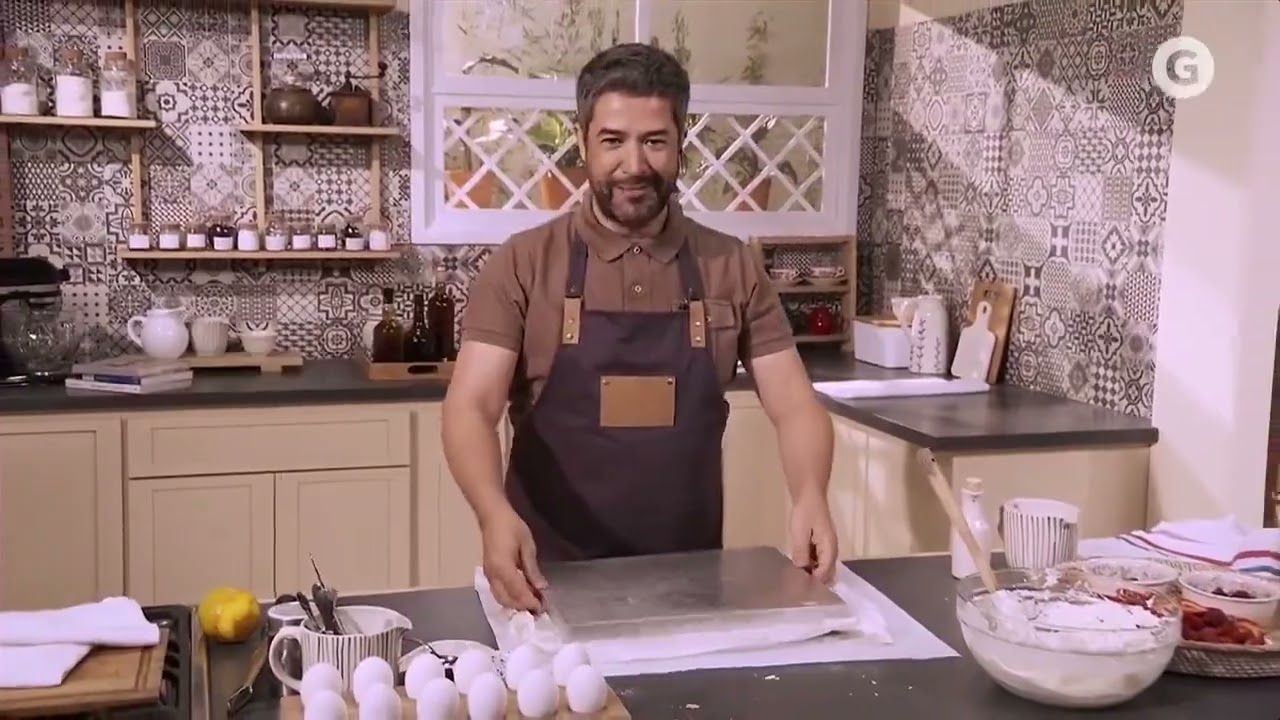Postres caseros con Mauricio T01E01 - Arrollado de frutillas - Cookies chips de chocolate