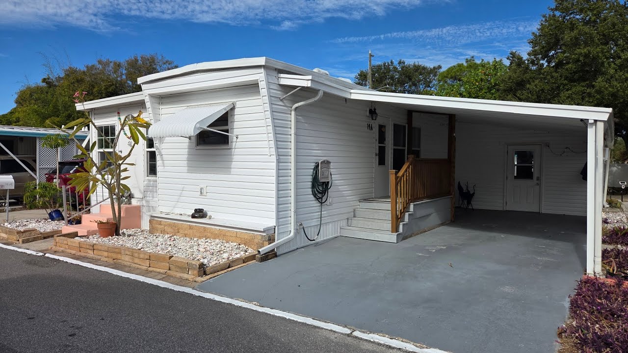 Crosswinds MHP (55+ Community) 4125 Park St N LOT 14 A, St Petersburg FL 33709