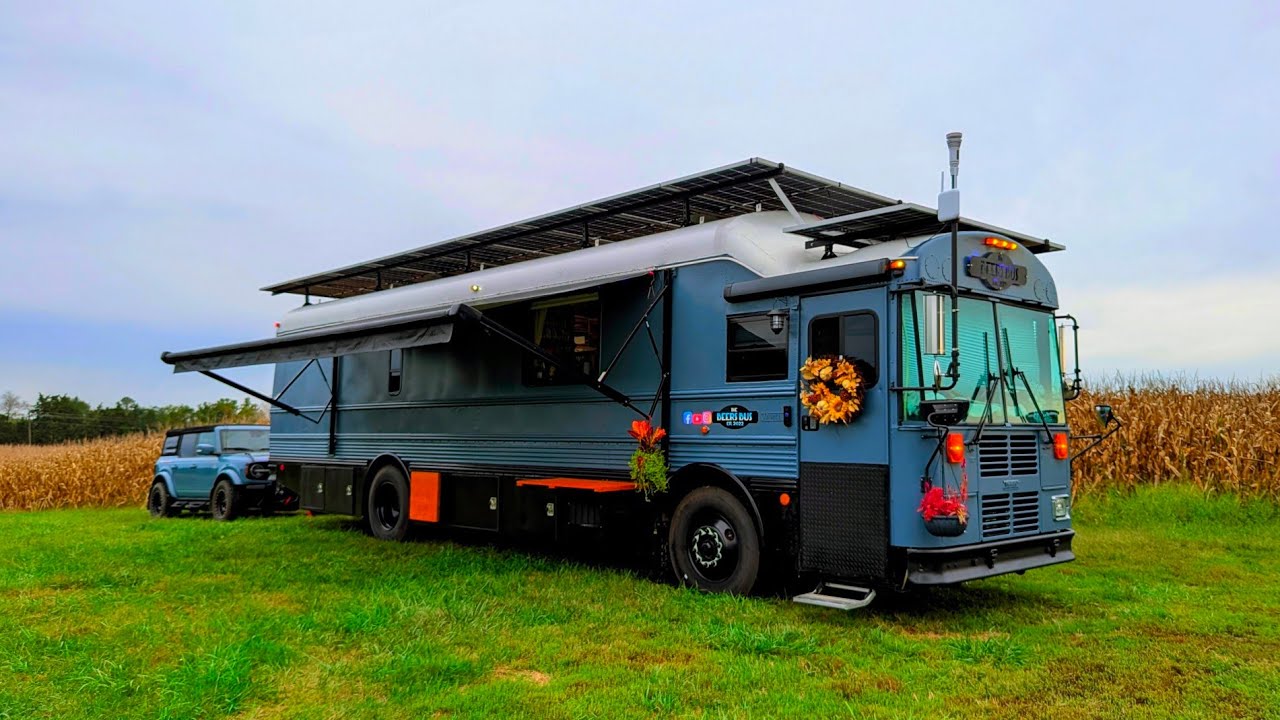 TheBeersBus - A cozy smart home on wheels with all the amenities of home!