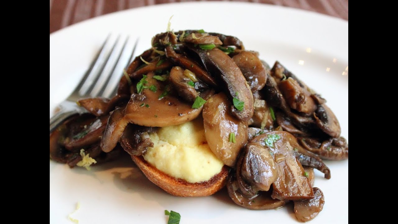 Mushroom Ricotta Bruschetta - Baked Ricotta topped with Mushrooms Appetizer
