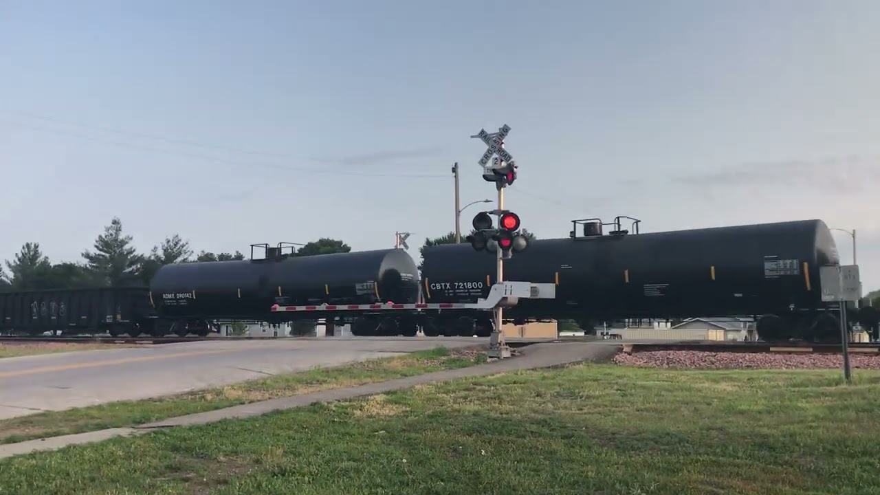 UP 4298 Short Manifest Freight Train West, 3rd. St. Railroad Crossing, Waterloo NE