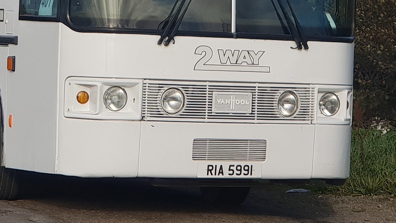2 Way Scunthorpe Volvo B10M VanHool T8 (RIA 5991)