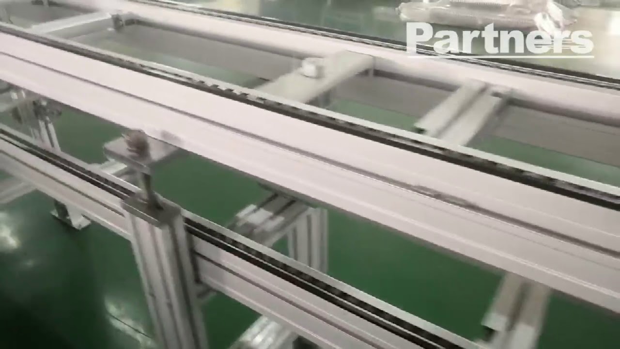 Double deck conveyor detail