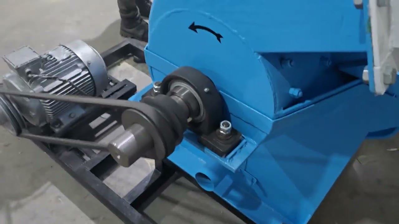 Makka Bharda Machine 1 Ton Per Hour , Maiz Grinder,Cattle Feed Making Machine ,Poultry Feed