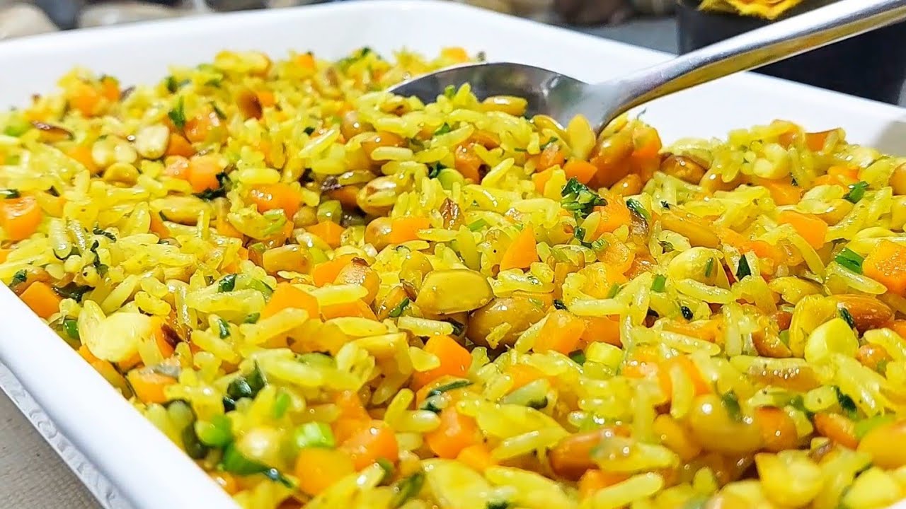 OMG! Carrot Rice with Peanuts - You HAVE to Try This. #easyrecipe