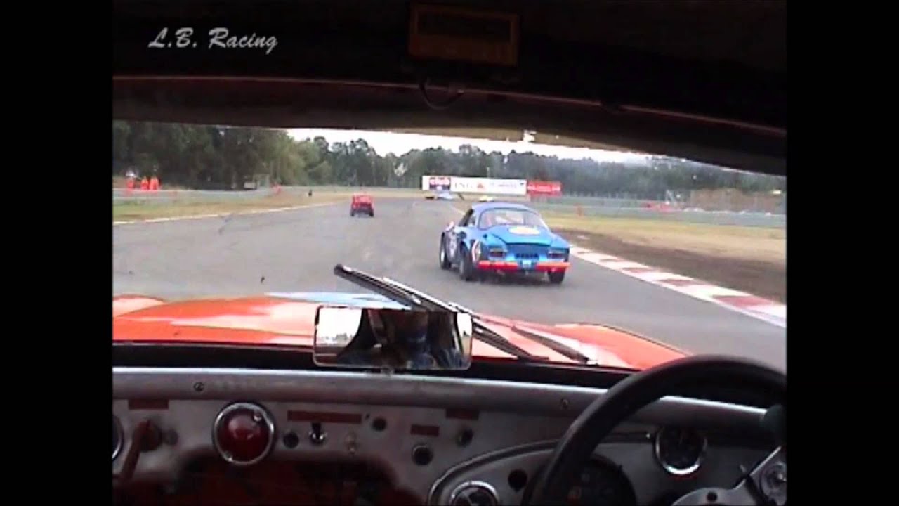 Mark Schmidt amazing start historic race Zolder Austin Healey