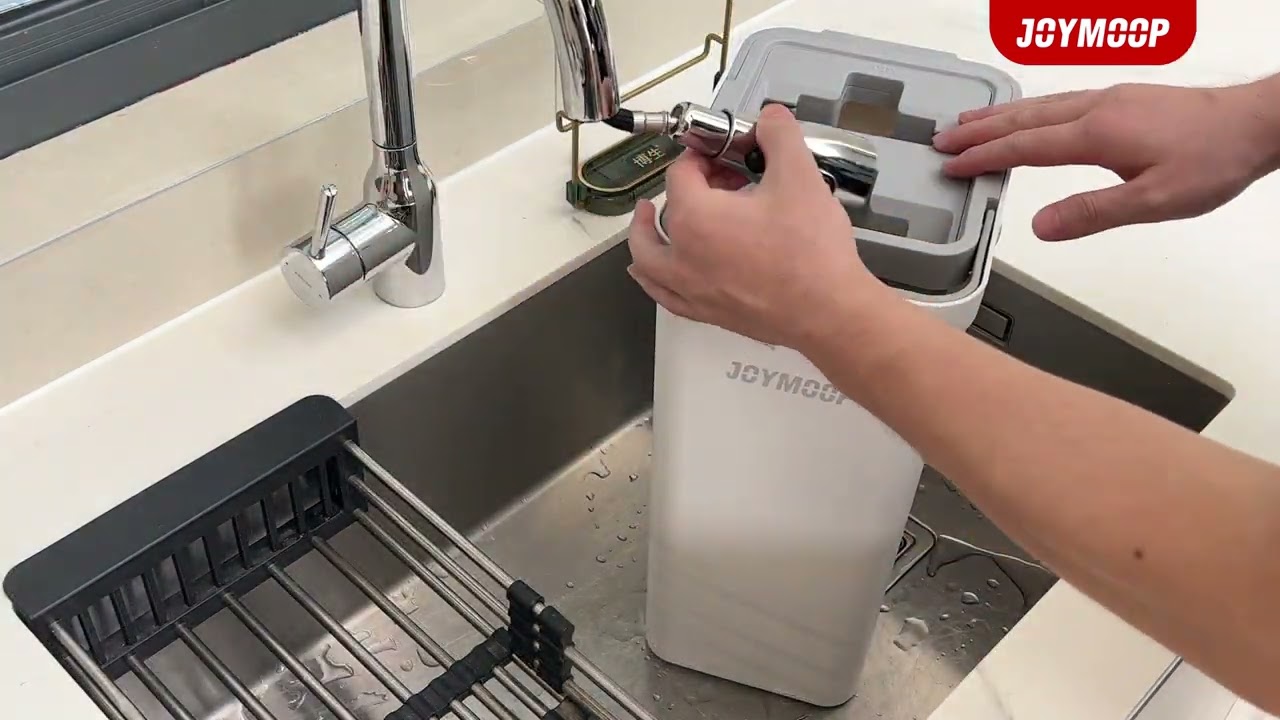 Revolutionize your cleaning routine with our cutting-edge flat mop!#joymoop  #mop