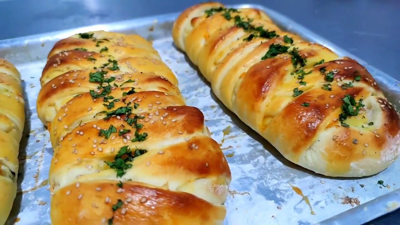 Big p&atilde;o de batata recheada, vende muito  no delivery ou iFood