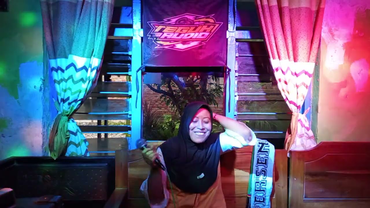 Bukan tak mampu mbak Yani karaoke 🎤🔊🎵 panggah oke 