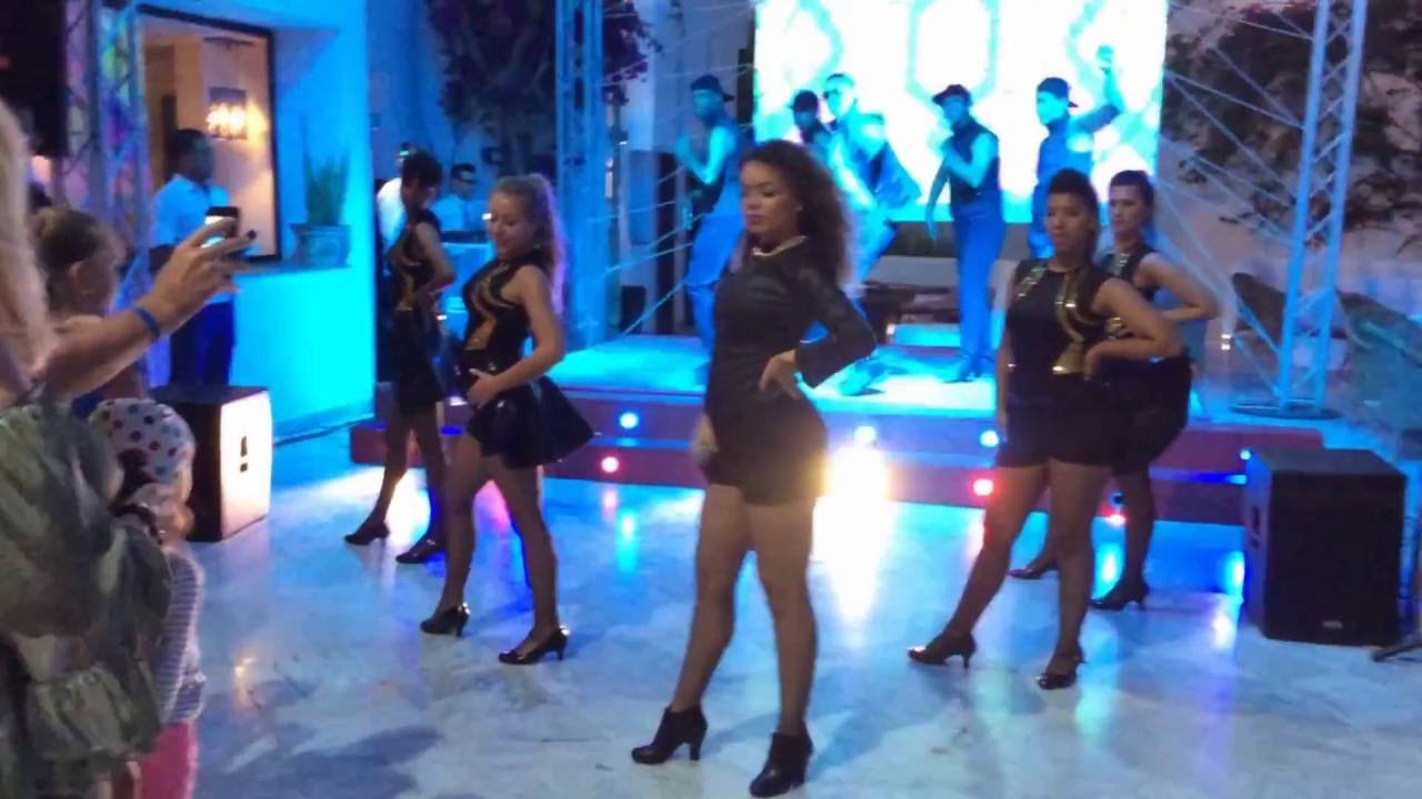 Fiesta Beach (Beyonce feat Bruno Mars)