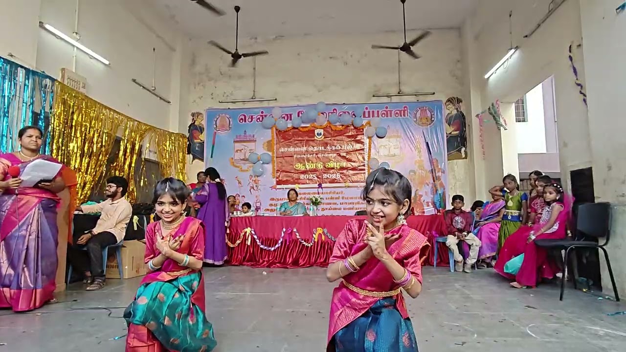Iyarkkaiyin azhaginil unnai kaanbein