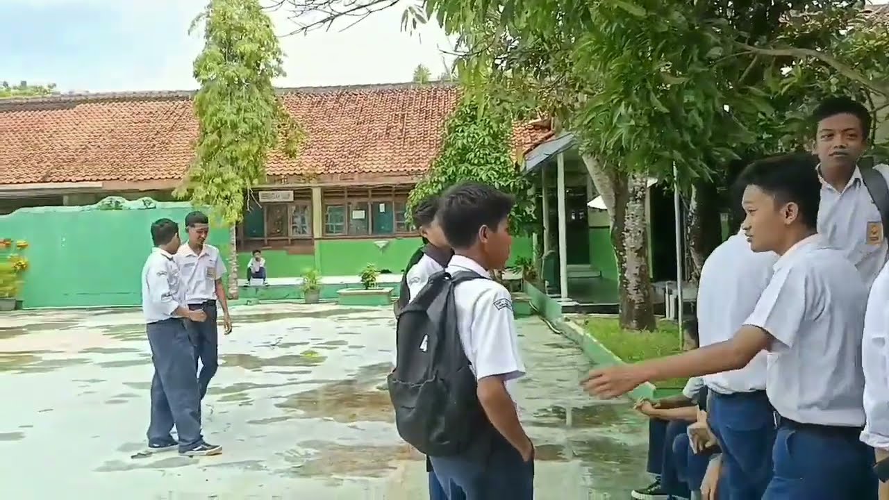 CINEMATIC UCAPAN HUT SMPN 1 PALIYAN - KELAS 9B