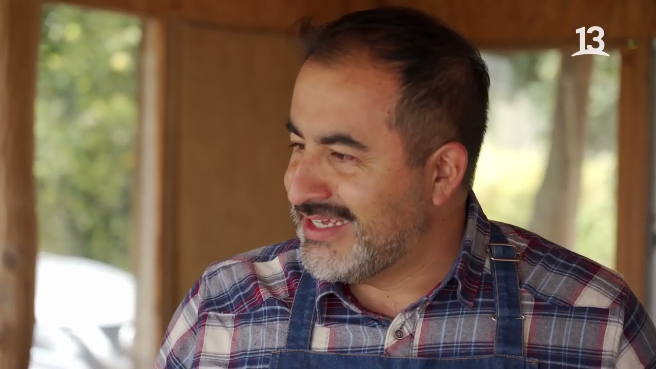 Irma y Pedro nos sorprenden con sopaipillas pasadas con arrope de uva. Recomiendo Chile, 2021.