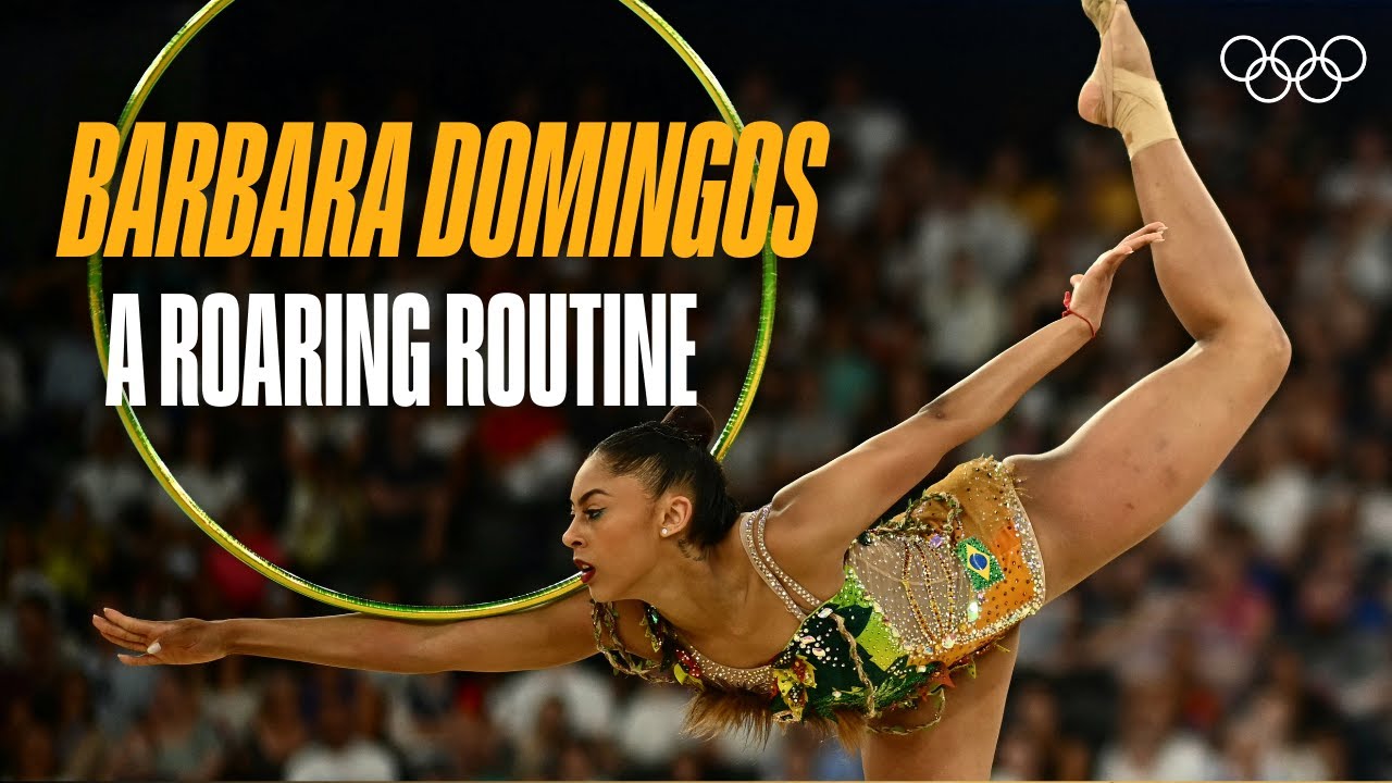The Lion King hoop routine by Barbara Domingos at Paris 2024